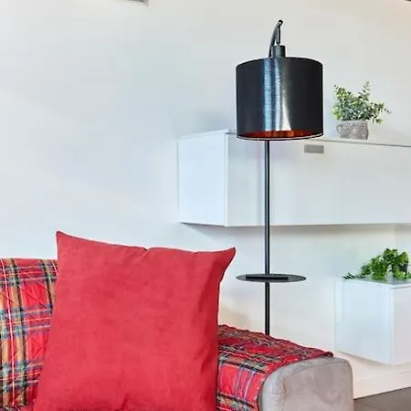 Apartamento Airport 8 Minloft-free Parking *