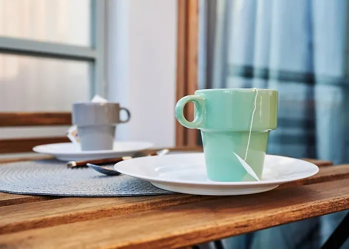 Airport 8 Minloft-free Parking *