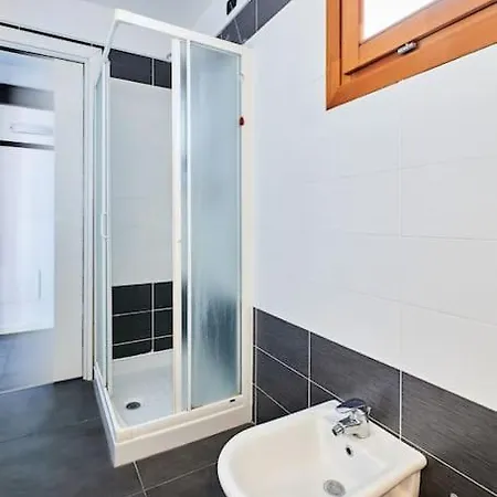 Apartament Airport 8 Minloft-free Parking