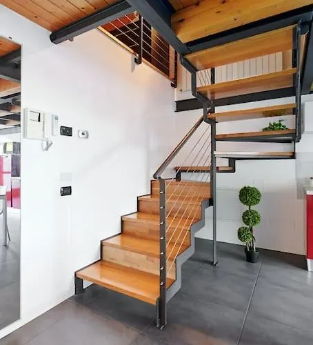 Airport 8 Minloft-free Parking * ברגמו